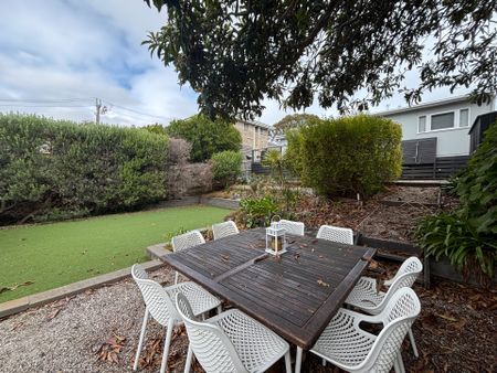 Large Home by the Beach! - Photo 3