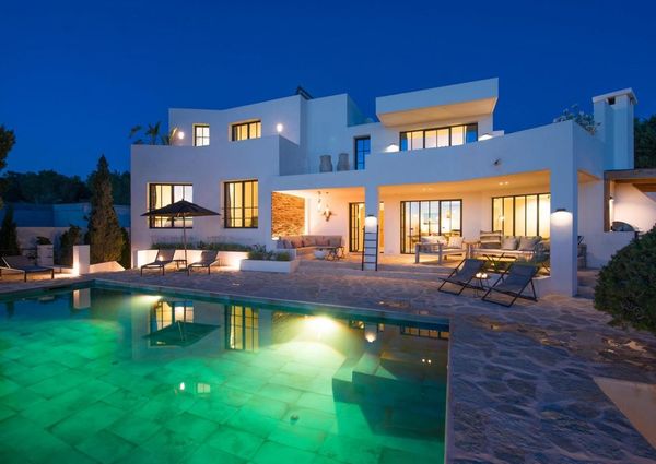 5 bedroom luxury Villa for rent in Ibiza, Spain