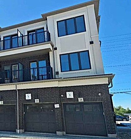 For Lease - 28 Matawin Lane, Richmond Hill, Ontario - Photo 4