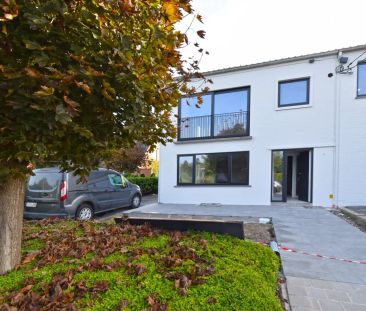 VOLLEDIG GERENOVEERD APPARTEMENT MET GARAGE - Photo 4