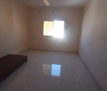 Great price, convenient location near services, fa - Photo 3