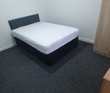 Flat 3, 26 Minny Street, Cathays, Cardiff, CF24 4ES - Photo 1