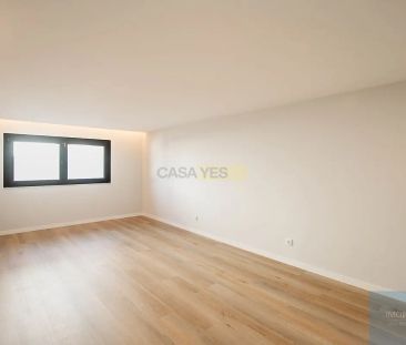 House T5 in Carcavelos e Parede, Cascais - Photo 5