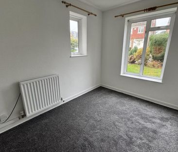 5 bedroom semi-detached house to rent - Photo 4