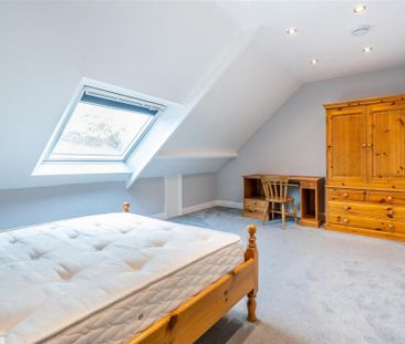 6 bedroom terraced house to rent - Photo 3