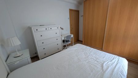 Room in a shared 4-bedroom apartment for rent in Leganés - Photo 5