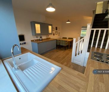 2 bedroom terraced house to rent - Photo 5