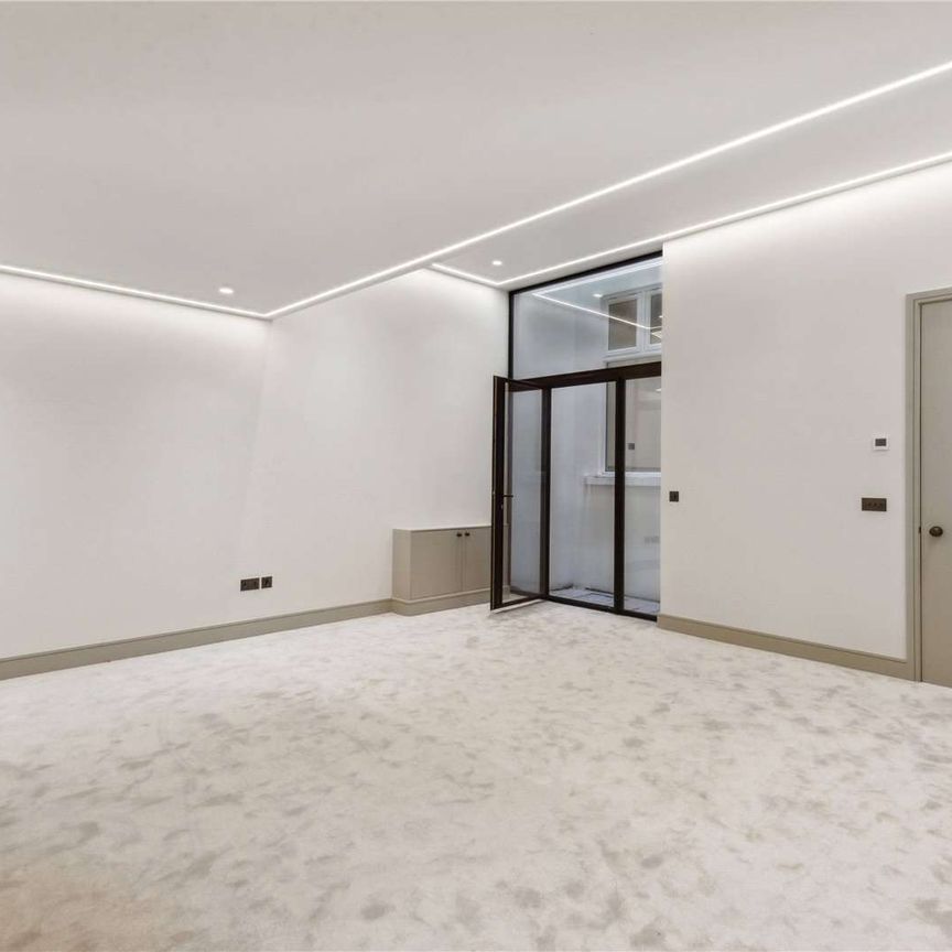 Fulham Park Gardens, London, SW6 4LQ - Photo 1