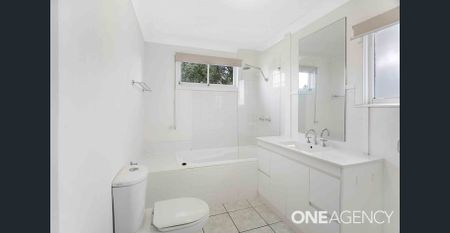 TRANQUIL LIVING IN THE HEART OF ST GEORGES BASIN - Photo 4