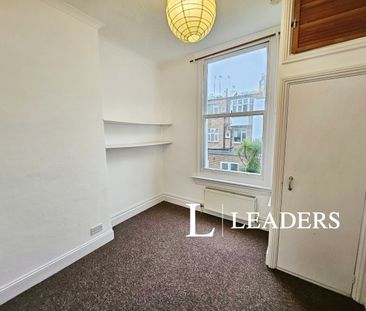 2 bedroom apartment to rent Palmeira Avenue, Hove - Photo 5