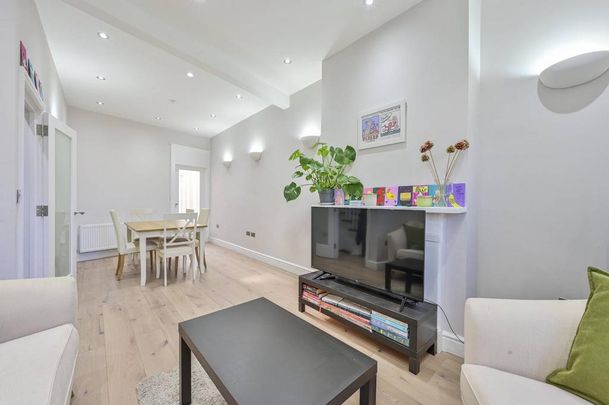 3 bedroom terraced house to rent - Photo 1