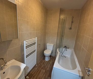 2 Bed Flat, Maple Avenue, M21 - Photo 4