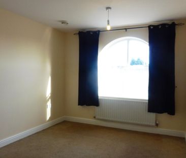 Victoria Road East - Photo 3