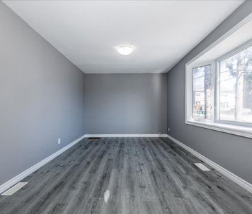 For Lease - 210 OWEN Street Unit# Main, Barrie, Ontario - Photo 1