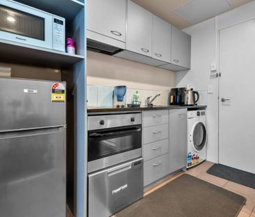 Don't miss out! - Photo 3