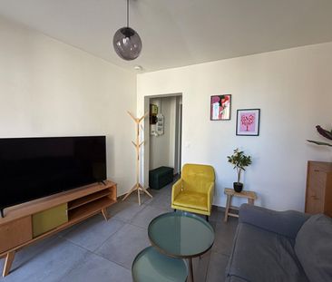 Location Maison 4 pièces 61m² - Photo 2