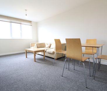 1 bed Apartment for Rent - Photo 1