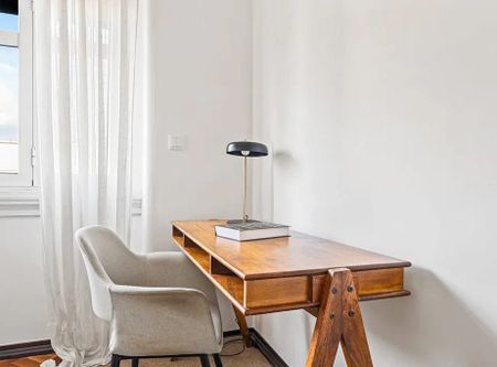 Rua Dom Francisco Manuel de Melo, Lisbon, Lisbon 1070-283 - Photo 3