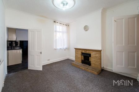 2 bedroom terraced house to rent - Photo 4