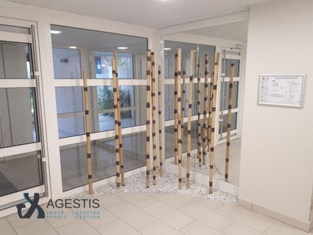 APPARTEMENT T3 66M - Photo 5