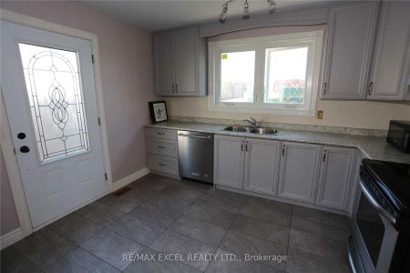 122 Armitage Drive #Main - Photo 5