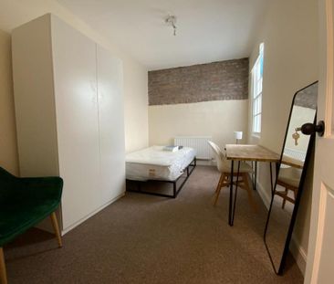 9 bedroom house share to rent - Photo 1