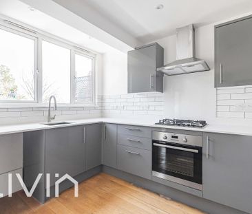 4 bedroom semi-detached house to rent - Photo 6