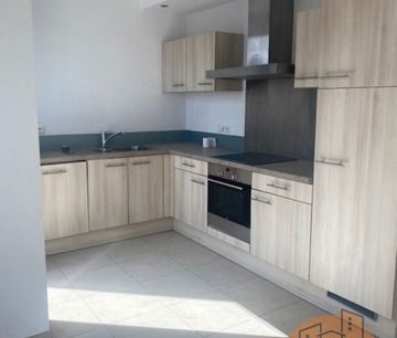 Appartement te huur in Laken - Photo 3