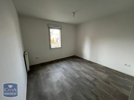 Location Appartement 2 pièces 44m² LOUVROIL 59720 - Photo 2