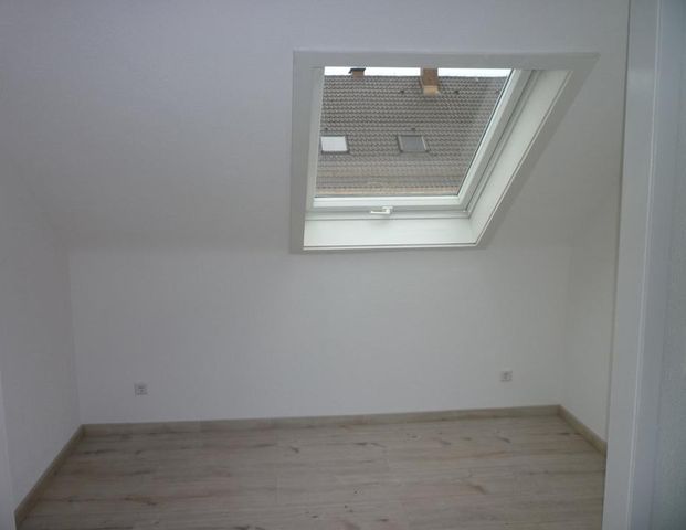 Schöne 3,5 Zimmer Wohnung in ruhiger Lage zu vermieten - Foto 1