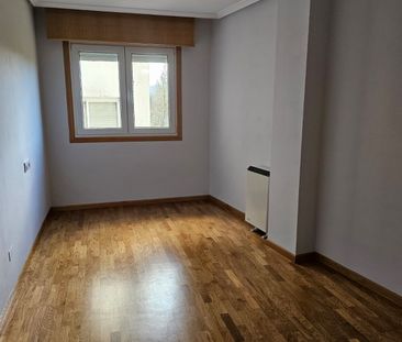 Piso de alquiler en Plaza Iglesia Nueva Sada, Sada (A Coruña) - Photo 1