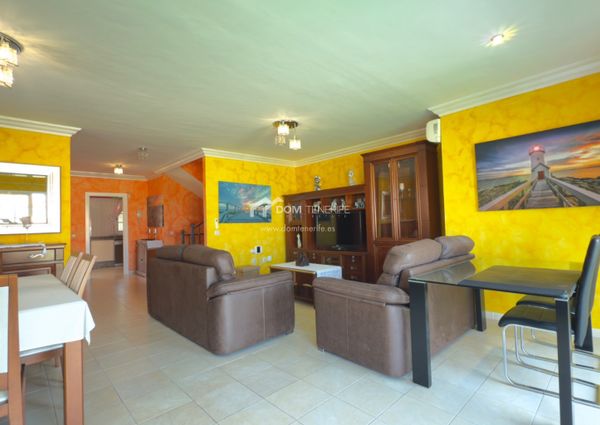 Chalet pareado · Alquiler a largo plazo ·