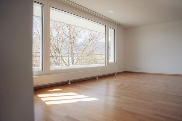 Charmante 4.5-Zimmer-Attikawohnung mit Bergpanorama in Thun - Foto 1