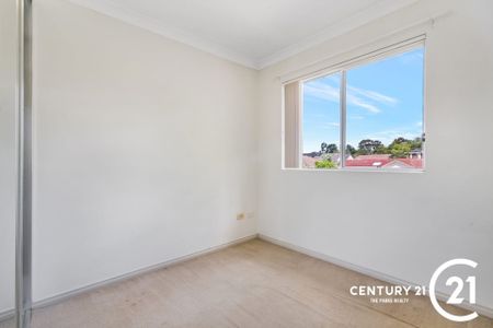 Perfect Family Home! - Photo 3