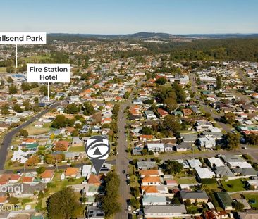 Spacious 4 Bedroom Home with Valley Views & Exceptional Garaging - Photo 1