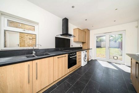 Richmond Park Road, Kingston Upon Thames, KT2 - Photo 3
