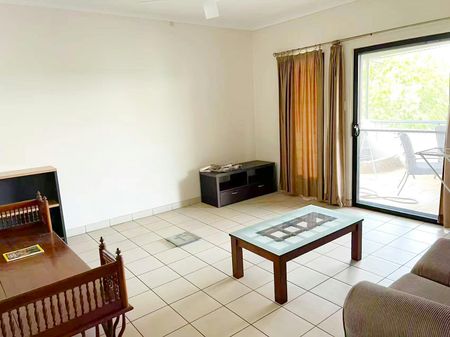 SUNSET DRIVE LIVING - Photo 4