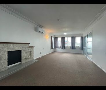 A Simple Life - Photo 4