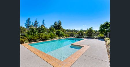 3-Bedroom Townhouse Available for rent - Photo 3