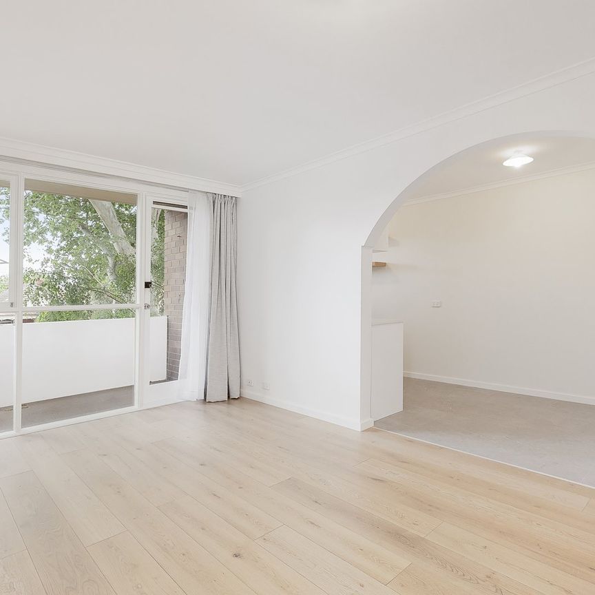 5/1102 Lygon Street, Carlton North VIC 3054 - Photo 1