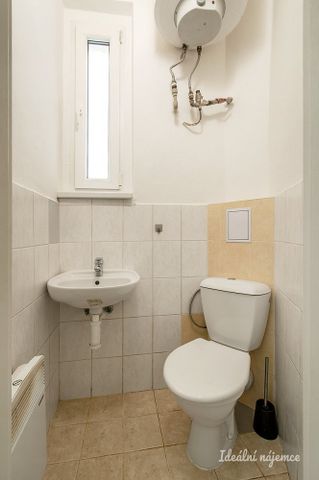 Pronájem bytu 1+1 33 m² - Fotografie 4
