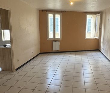 CUERS - Centre-ville- Appartement T2 de 43 m² - Photo 1