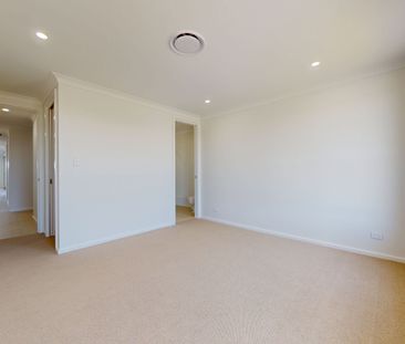 Newly Built Duplex In A Gated Community - Photo 5