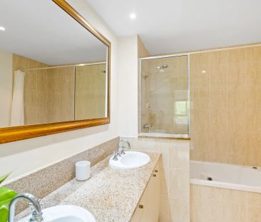 Privacy in a tropical retreat - Photo 6