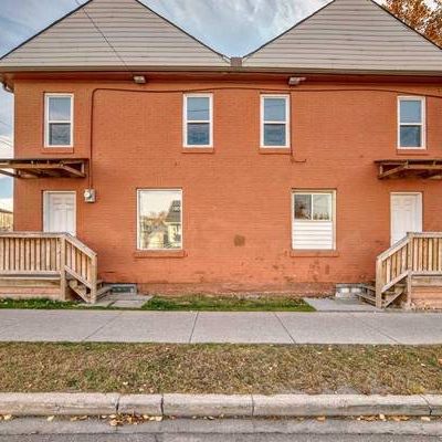 Cozy 2-Bedroom Main-Level Duplex in Vibrant Bridgeland - Photo 4