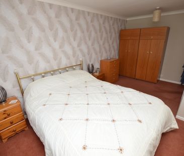 4 Bedroom Detached House - Photo 5