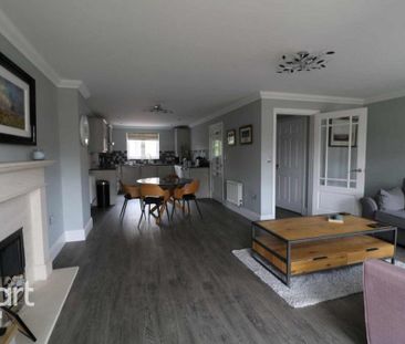 3 bedroom terraced house to rent - Photo 3