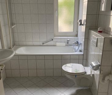 3-Zimmer-Wohnung mit Balkon in Wuppertal-Elberfeld mieten - Foto 2