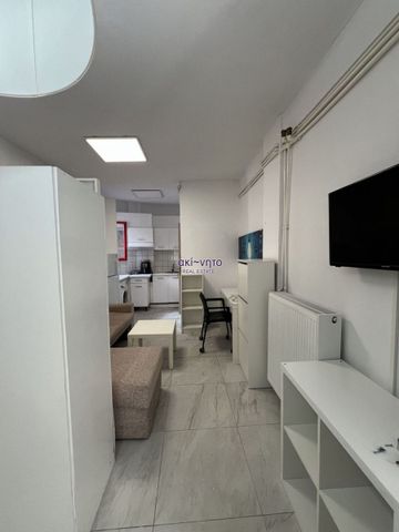 Studio/Γκαρσονιέρα για ενοικίαση Κουλέ Καφέ (Άνω Πόλη) - Φωτογραφία 3