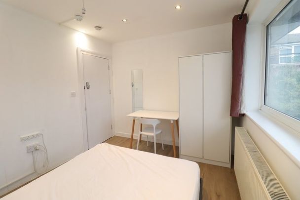 Room in a Shared House, Capstan Square, E14 - Photo 1